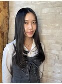 ロング顔まわりレイヤースタイル