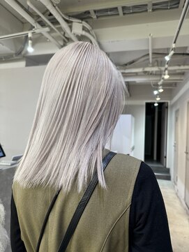 レアル 天王寺 阿倍野(REAL) ホワイトカラー