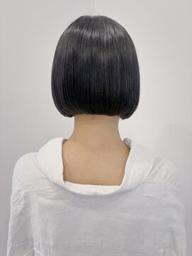 ノイ(noi) 大人ボブ/グレージュカラー