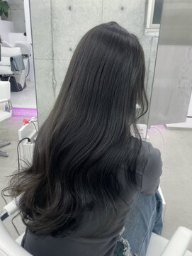 エヌアイ オモテサンドウ(ni omotesando) オリーブグレージュ/透明感カラー/レイヤーカット　上野