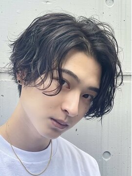 フィフス トウキョウ (fifth TOKYO) フェザーパーマフェザーショートルーズパーマセンターパート渋谷