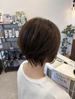 スーリール 野芥店(Sourire) 大人女性に似合う丸みショートボブ