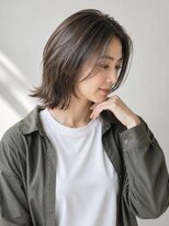 ストック(stock)&nbsp;大人上品な外ハネボブレイヤー