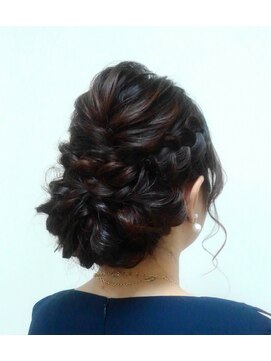 ヘアーアンドメイク ディライト(Hair&Make Delight) エレガント編み込みアップ