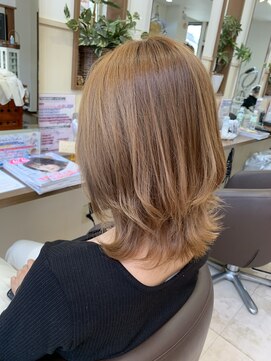 コアフィールフィス(COIFFURE fils) 《見附 今町》外はねくびれボブ