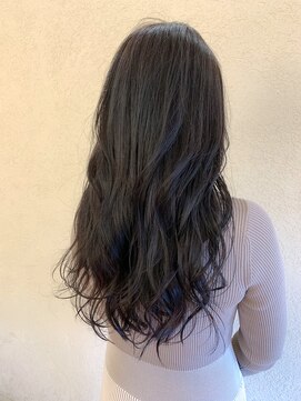 エルサフィロ キタハマ(el zafiro kitahama) 20×30×40×ネイビーグレージュ×似合わせカット×くびれヘア