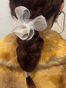 六本木美容室 西麻布店 ヘアセット◎コイルポニーリボンアレンジ