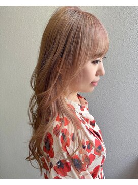 クエントバイアルティナ 大宮店(cuento by artina) ペールベージュ_暖色ベージュ_ゆる巻きロング_ピンクベージュ