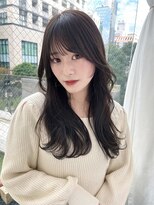 バイオレット 表参道店(Violet)&nbsp;くびれヘア 前髪パーマ おくれ毛 顔周りカット