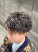 ツーブロック×アイロンパーマ