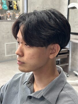 シャイン 大宮(SHINE) メンズカット/パーマ/ヘッドスパ/ブリーチ/眉毛/韓国/大宮/Men's