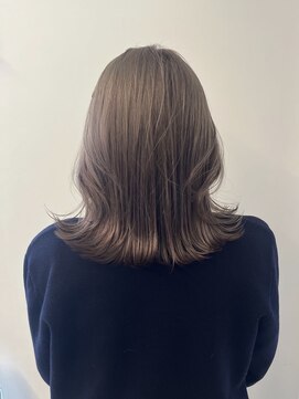 シキ 渋谷(siki) ベージュカラー/ブリーチなしダブルカラー/赤 み消し/渋谷/原宿