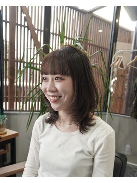 サン(SAN) ブラウンベージュ/伸ばしかけレイヤーウルフ