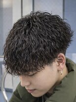 オーバル ジングウマエ(OVARL jingumae)&nbsp;縦落ちツイストスパイラルラウンドマッシュ