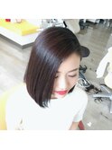 クールなつるんとなめらかボブ
