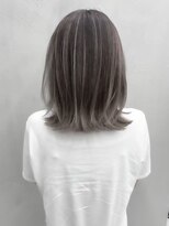 ギークス(GEEKS)&nbsp;【GEEKS渋谷】ハイライト/グレイアッシュ/伸ばしかけ/イメチェン