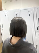 グリット(Grit) パッっとボブ×グレー 【Grit神戸元町店】