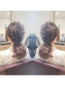 リファイン バイ アフィナー 本厚木店(Refine by Afinar) ヘアアレンジ［本厚木］