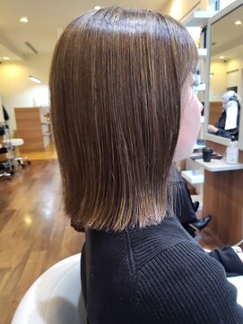 パコ(Paco) 大人可愛いハイトーンカラー