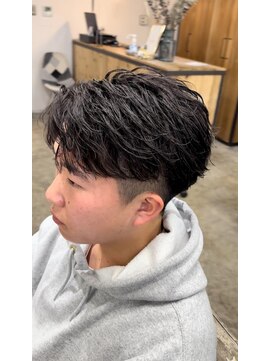 エルオム(EL.HOMME) 波巻きニュアンスパーマ