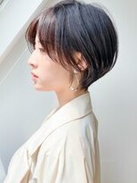 アース 大井町店(HAIR & MAKE EARTH) 20代30代前下がりショートツヤ感ボブウルフレイヤーカット