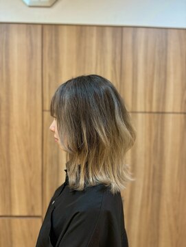 エムスリーヘアー 西千葉店(Mlll HAIR) 20.30.40.50代にオススメ　バレイヤージュカラー