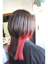 ワンス(Once)&nbsp;インナーカラー×クラゲカット