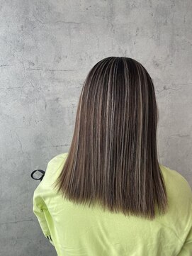 アフィナー 上大岡(Afinar) ナチュラルハイライト