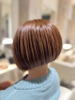 バロール(valor)&nbsp;こっくりシアーベージュのミニボブ