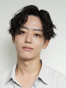 ログ(LOG) 波巻きパーマ メンズパーマ センターパート