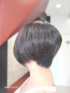 フュージョンサカエ(FUSION SAKAE) MANISH ショートボブ