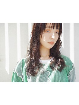 憧れの艶髪でお洒落を思いっきり楽しんで♪髪の内部から栄養を補給して、憧れのツヤ感に！