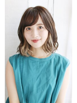 シャンティ 目白(SHANTi) ミディアム_大人可愛いゆるミックスカール