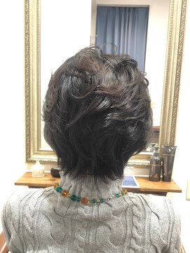 ヘアー グリーン(hair green) 50代60代70代/ショートパーマ/ウルフショート/大人ショート
