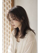 オアシスアヴェダ ザ・ペニンシュラ東京(OASIS AVEDA)&nbsp;20代30代ミディアムレイヤーくびれニュアンスゆるふわウェーブ