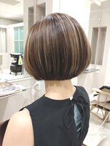 ハイストリートヘア(High street Hair)&nbsp;30代40代に人気☆ハイライト+襟足短めボブ