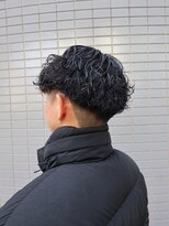 シーンバイラッド ヘルム(SCENE by RAD helm)&nbsp;清潔感あるメンズツーブロックスタイルメンズカットビジネスヘア