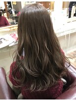 ルッソリベラ 池袋(Lusso libera)&nbsp;ヘーゼル/コテ巻き/30代/40代/50代