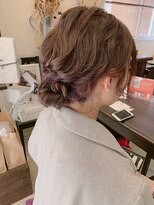 マイ ヘア デザイン 岡崎(MY hair design)&nbsp;さりげなくチラ見えカラーも組み込んだヘアアレンジ