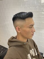 メリケンバーバーショップ フクオカ(MERICAN BARBERSHOP FUK)&nbsp;かき上げヘアショートレイアーくせ毛風パーマコンマヘアS23