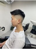 スキンフェードバーバースタイル