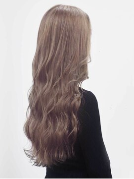 アテム 大町店(Atem) 透明感カラー×グレーベージュ