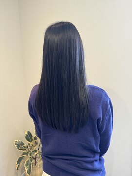 ラヴィン(LOVIN’) ロング/ストレートヘア