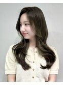 韓国式髪質改善カラー大人色気レイヤーオリーブグレージュ