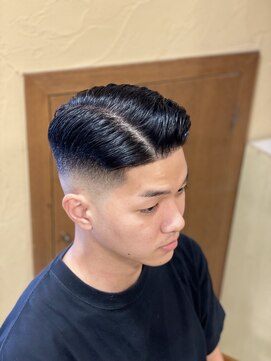 グルーマーズトウキョウ 渋谷店(GROOMER/S TOKYO) 七三フェード サイドパート バーバー フェード メンズカット
