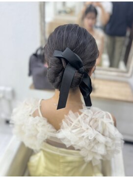 プティクローシェ バイ クオーレ(petite cloche by CUORE) アップスタイル