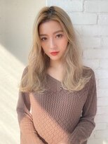 ロビー(LOBBY)&nbsp;『LOBBY』三浦　耳かけが◎キャラメルブランドヘアー