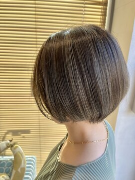 オーガニック リブ 川越(organic+live) 冬の艶髪◎ハイライトレイヤー×アッシュグレージュ