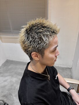 ソウスシア(SOURCE cia) メンズハイトーンベリーショート【佐藤和弥】