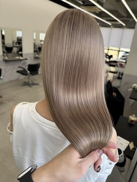 エゴル ナゴヤサカエ(ENGOL NAGOYA SAKAE) 【朝日大夢】ミルクティーベージュ/ブリーチカラー